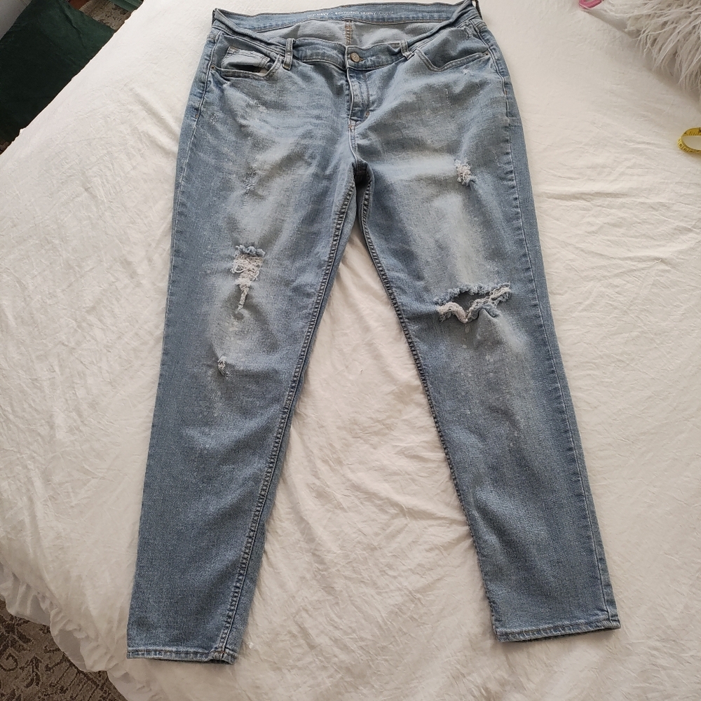 Old Navy Light Blue Distressed Skinny Jeans